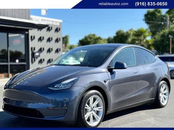 TESLA MODEL Y 2021 5YJYGDEE4MF093686 image